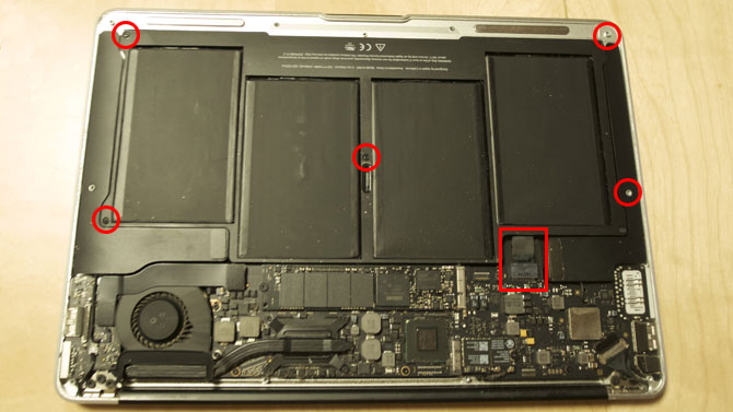macbook-air-battery-change-2